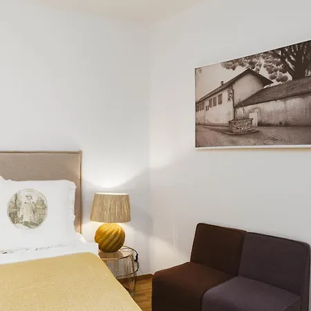 Apartman Modern-17 By Interhome *