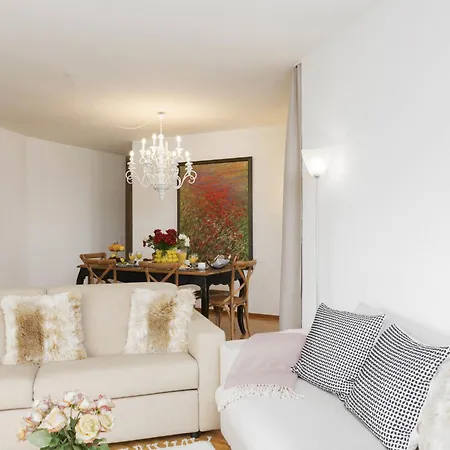 Apartamento Modern-17 By Interhome